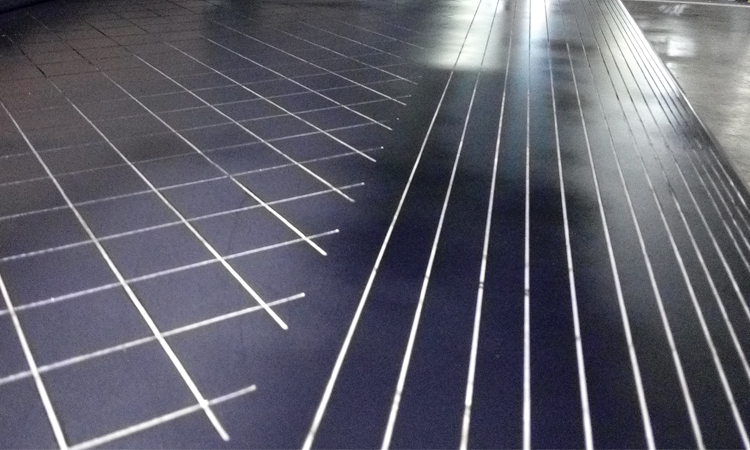 Покрытие калибраторов станков для производства поликарбоната - MODENGY 1006